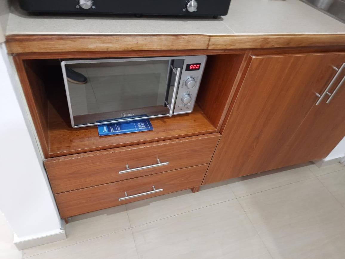 Residence D Ankadifotsy Антананариву Екстериор снимка