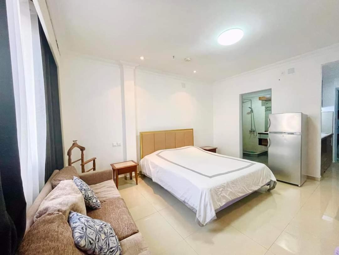 Residence D Ankadifotsy Антананариву Екстериор снимка
